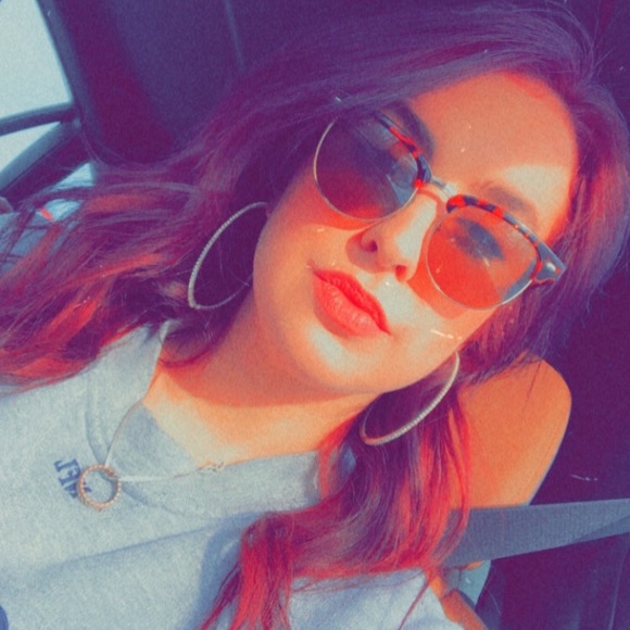 Meet your Posher, Spence - Picture 1 of 1